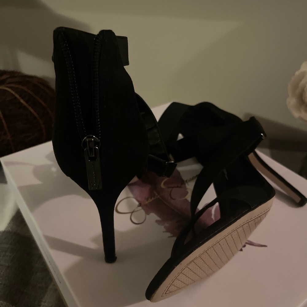 ⭐️ Black Heels ⭐️ Excellent condition. Worn once.